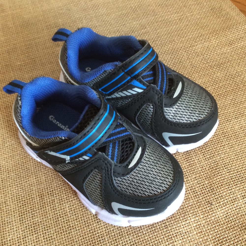 NWOT Garanimals Boys Sneakers, Sz 5